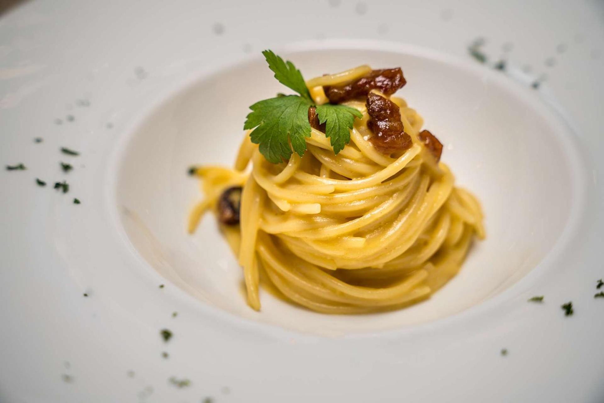 Hotel Hampton By Hilton Locarno Losone Esterno foto